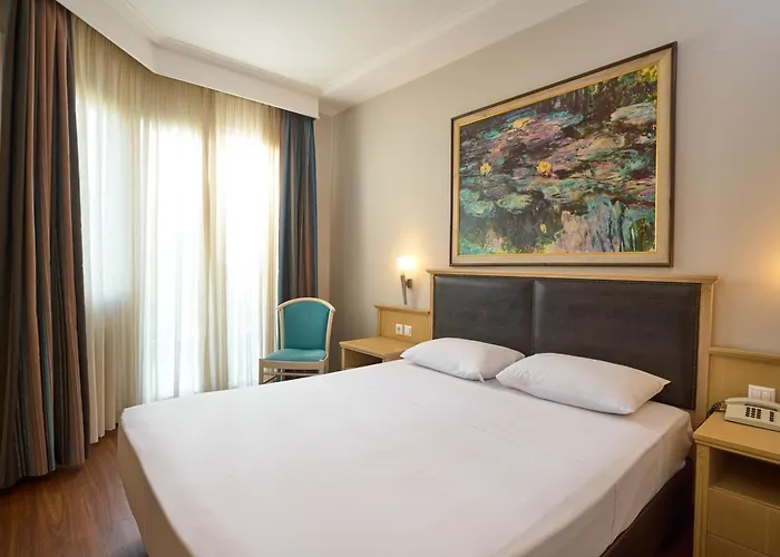 Iris Hotel