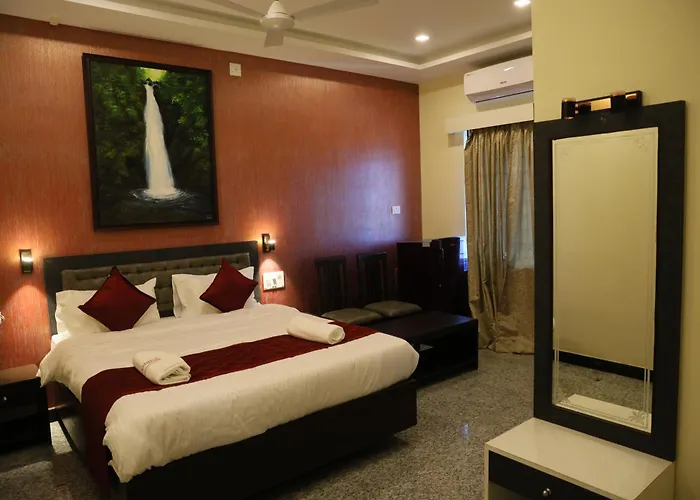 Hotel Ashlesh Manipal
