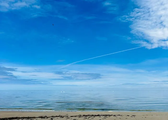 500M To The Beach - 2 Room Apartment With Balcony