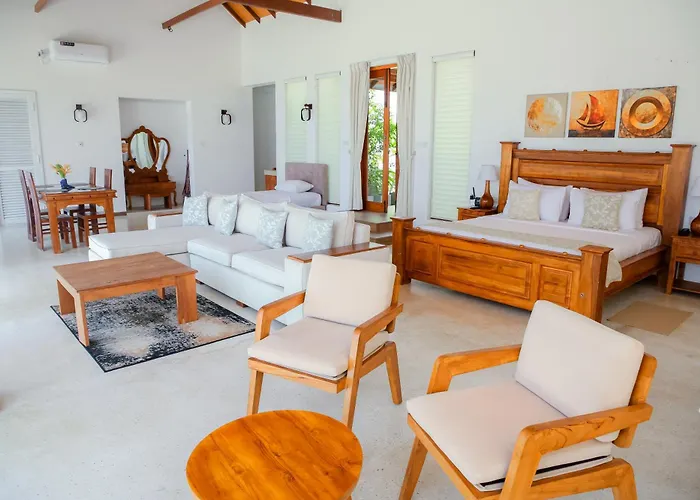 Aryan Beach Villa
