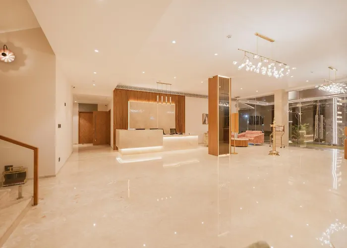 Loft Business Hotel