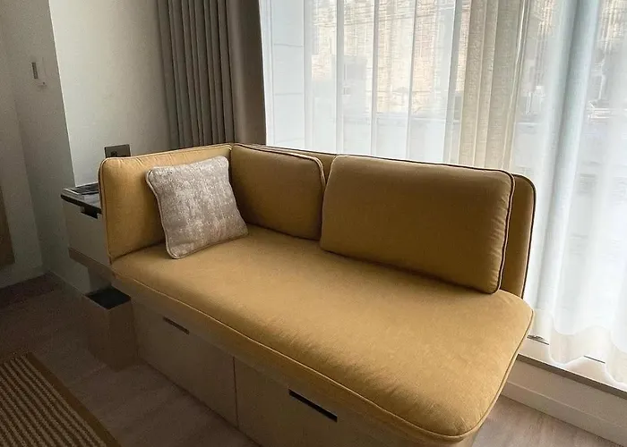 The Atlantiis Suite Near Igi Airport