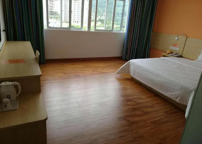 7 Days Inn Wuzhishan Yanhe South Road