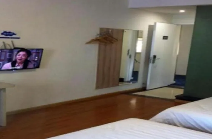 7 Days Inn Panzhihua Fenghuang Plaza