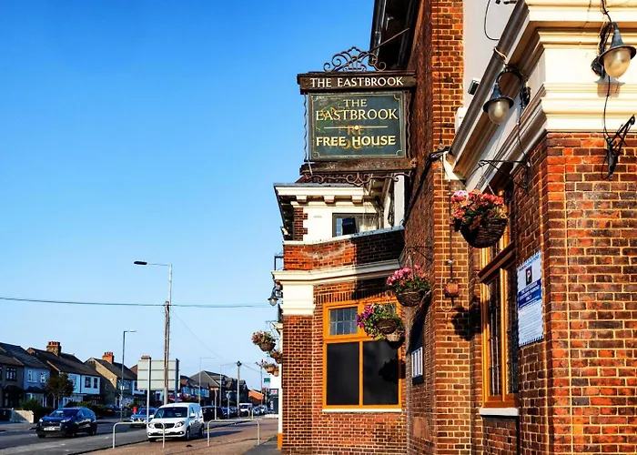 The Eastbrook Pub & Hotel