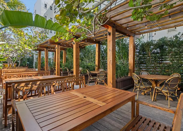Global Luxury Suites At The Apex Miami