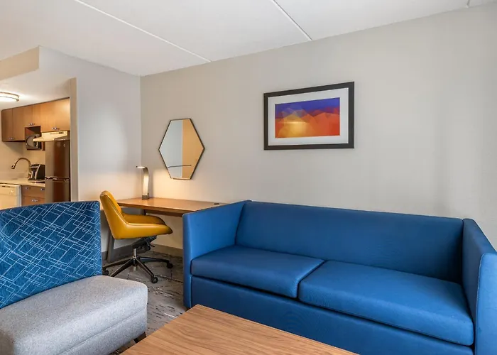 Holiday Inn Express And Suites - Petersburg - Fort Lee By Ihg