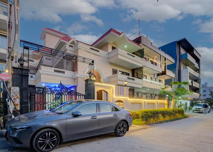 Amrit Hotel - Hotel & Banquet,Sector 32