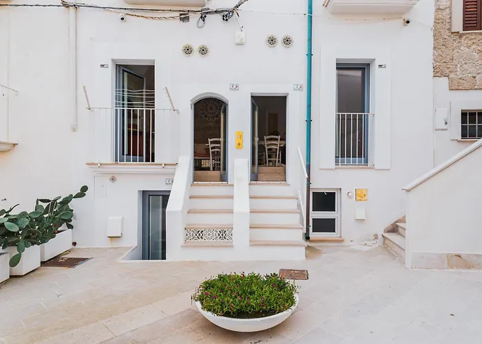 Seafront Apartments In Monopoli Old Town
