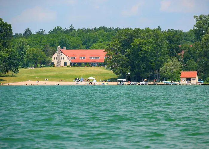Potawatomi Inn & Cabins