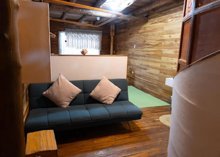 Hotel Calamari Baru
