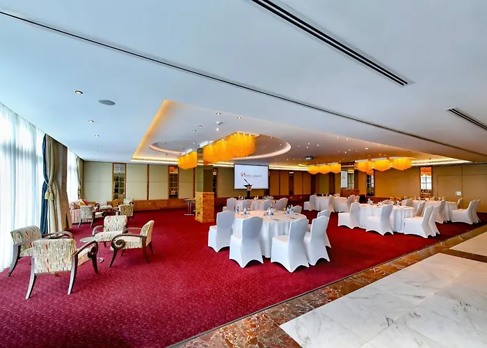 Swiss-Belhotel Seef Bahrain