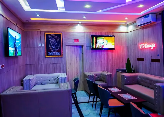 Del Migos Hotel & Suites