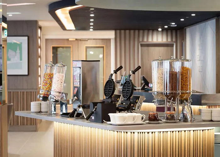 Hampton By Hilton London City