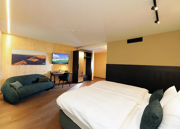 Hotel Steiermarkhof Graz - Aus Holz gebaut, von Hügeln geküsst