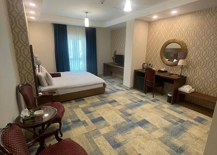 Fiori Hotel
