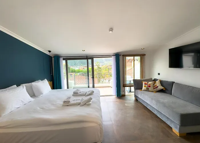 Nakas Hotel