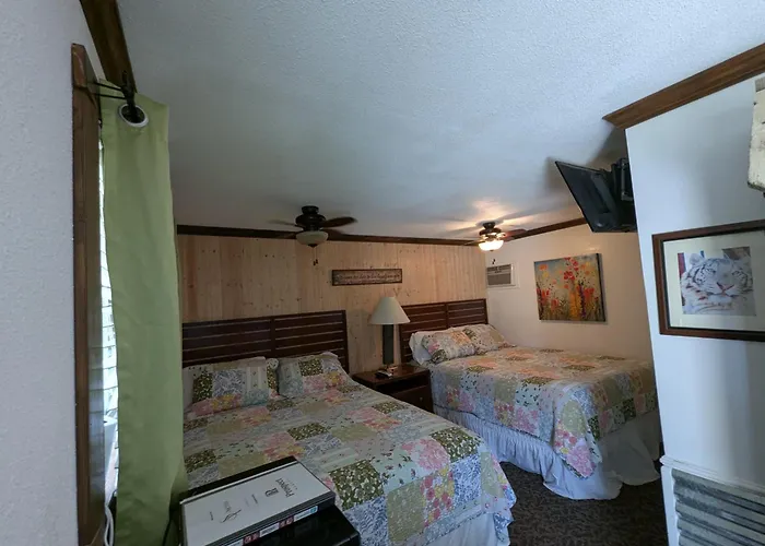Squaw Valley Motel Room 7