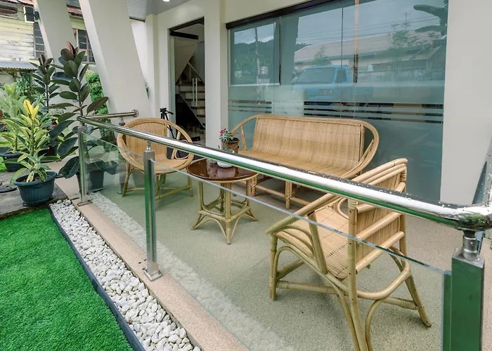 Loboc Riverside Inn & Restaurant
