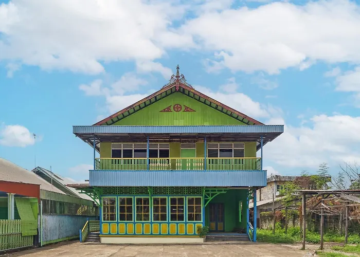 Hotel O Losmen Bahalap Syariah Marabahannearsiring Marabahan