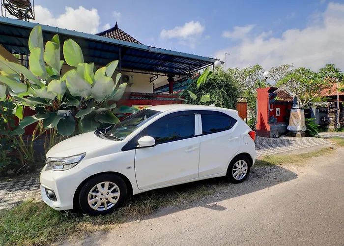 Oyo Life 92838 Kost Ibu Surya