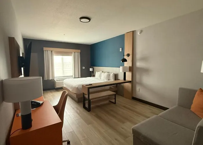 Comfort Suites Cheyenne