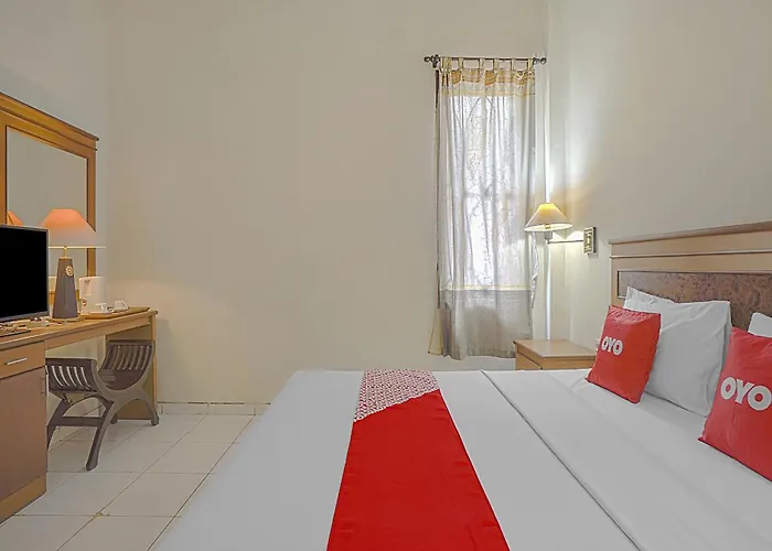 Oyo Life 90589 Palem Garden Hotel