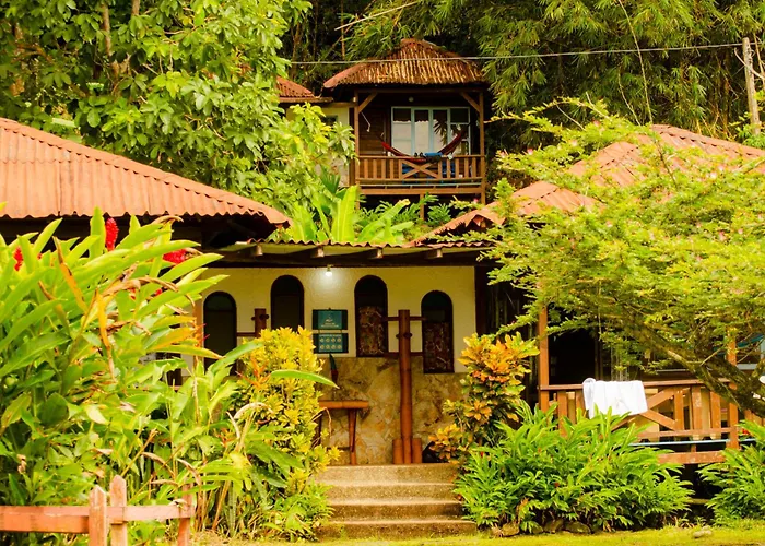 Hotel Bahia Aguacate