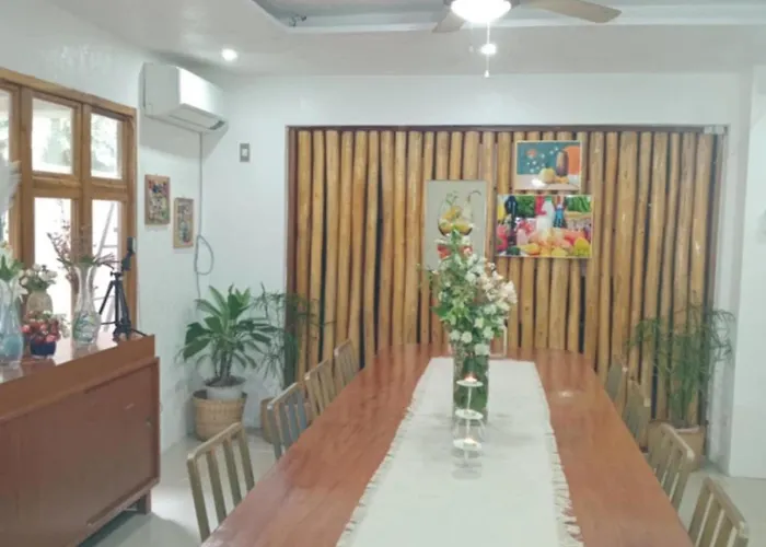 Esperanza Pension House & Restaurant