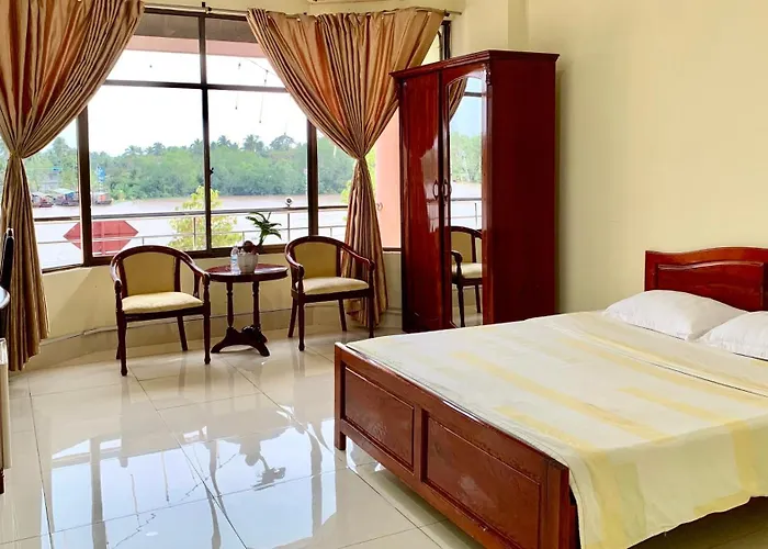 Hung Vuong Hotel