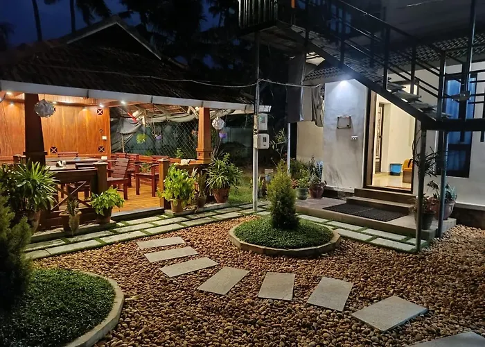 Marari Xavier'S Inn