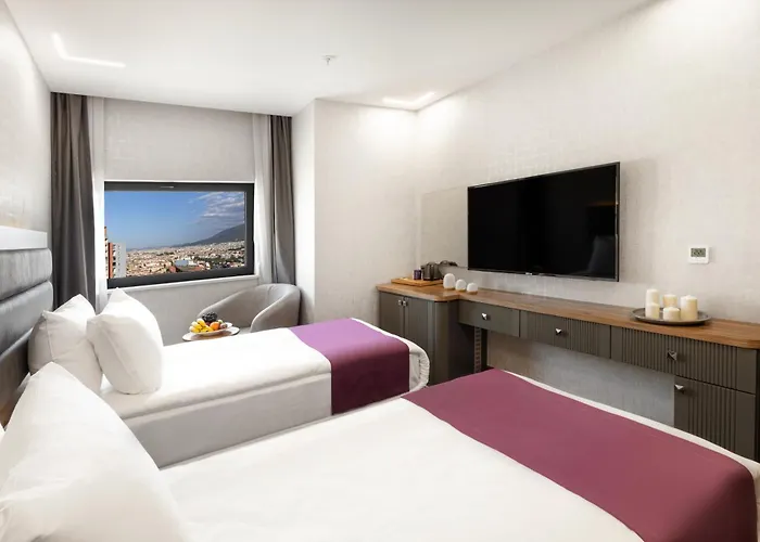 Lilium Hotel & Suites
