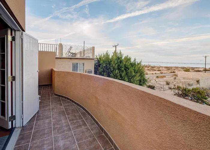 Casa Del Mar-- Sleeps 16, Pool, Ac, Wi-Fi, Near Malecon