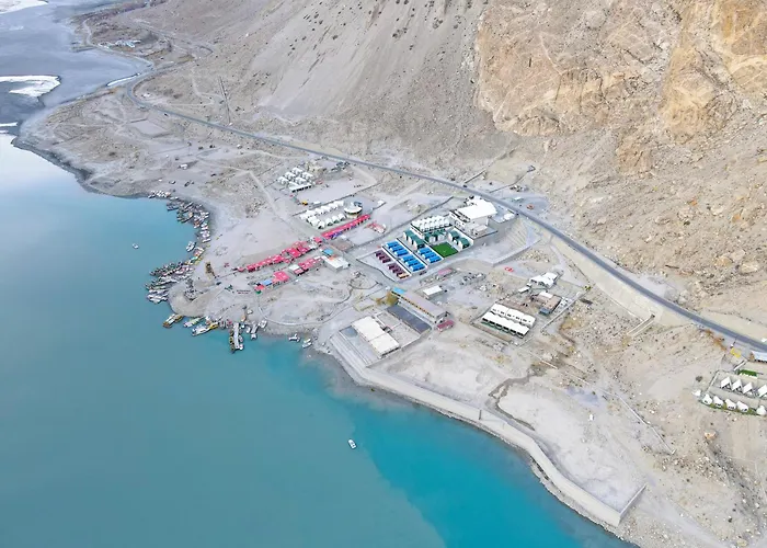 Lodges By Baron Hunza Attabad Lake