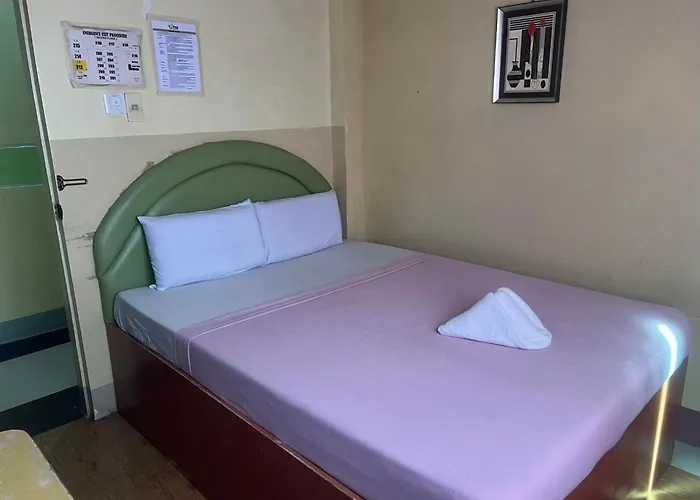 Rielena Plaza Hotel And Suites