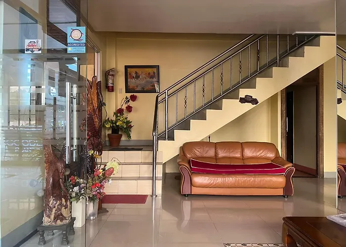 Rielena Plaza Hotel And Suites