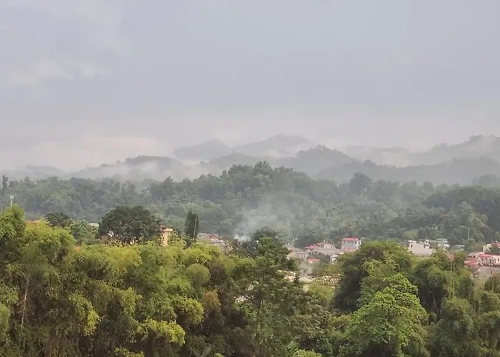 Cao Bang Clover House - Hotel & Motorbike Rentals