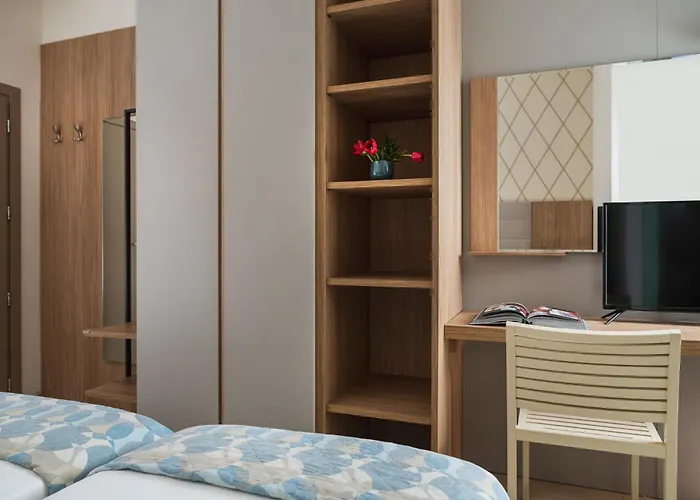 Hotel Calypso- Rimini Marina Centro