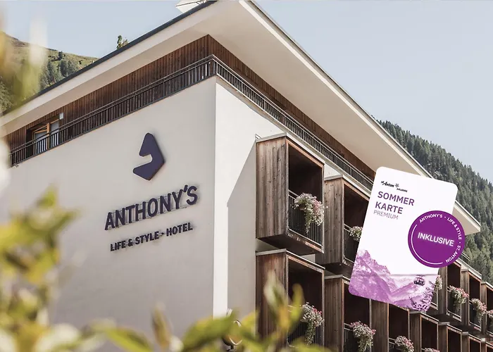 Anthony'S Life & Style Hotel