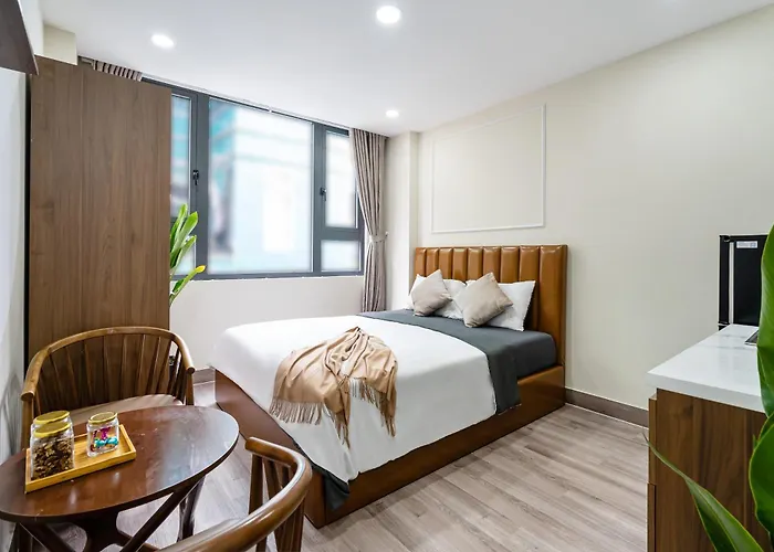 Jan Hostel Central Point