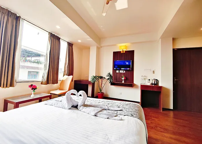 Dream Glory Hotel Restaurant And Bar