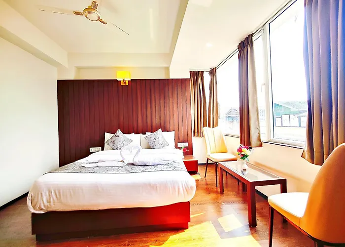 Dream Glory Hotel Restaurant And Bar