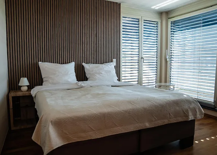 K&T Estates Resort&Spa, Frankfurt