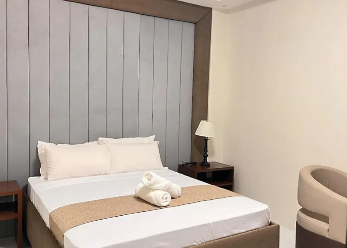 Pedro'S Hotel