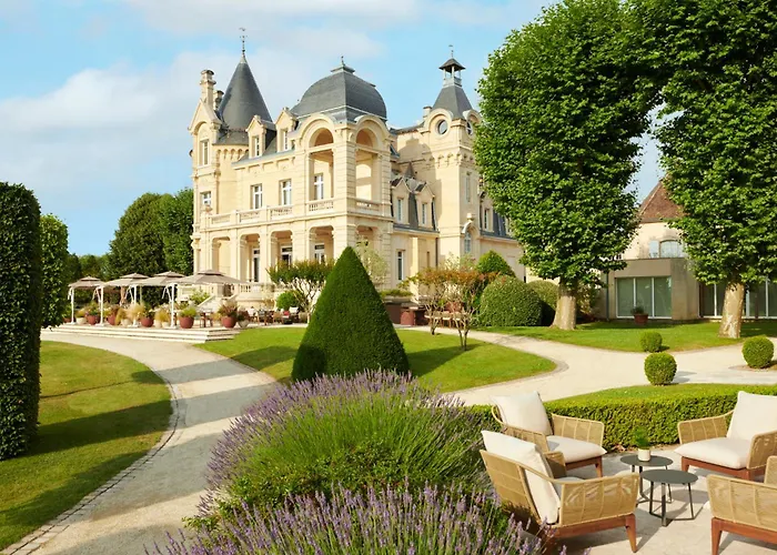 Chateau Hotel Grand Barrail