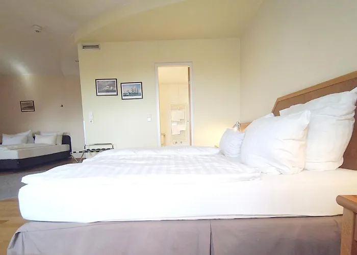 Golden Tulip Luebecker Hof
