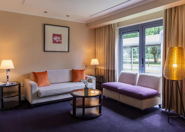 Shamrock Lodge Hotel