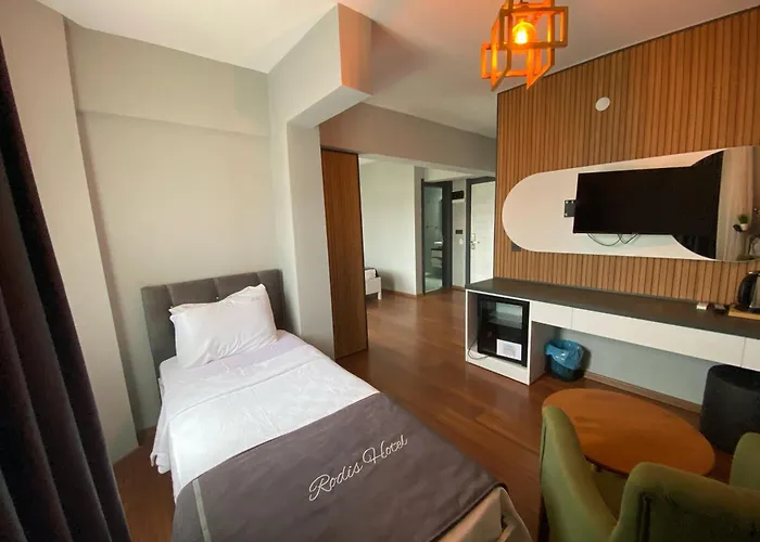 Rodis Hotel