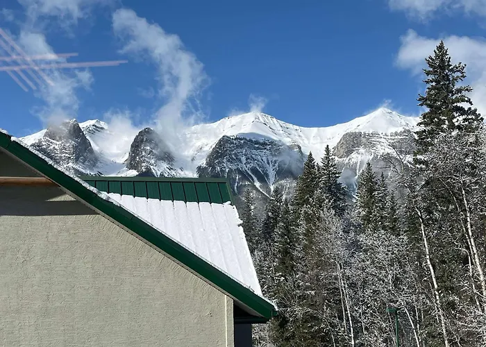 Banff Woods Lodge