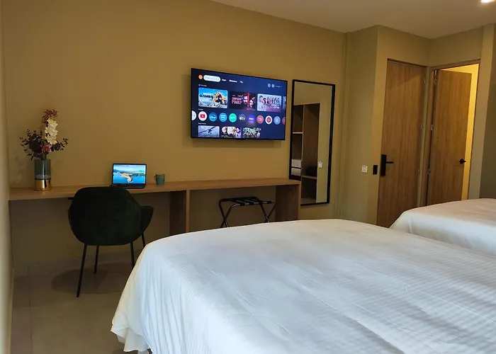Hotel Hvd Inn Cabecera